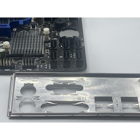 MSI Motherboard 760GM-P23 (FX) w/ Shield and CPU Cooler/Fan (CPU INCLUDED) - Picture 6 of 6